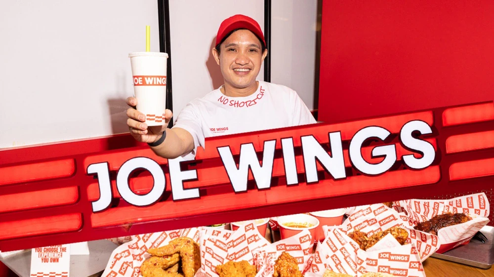 “โอ้กะจู๋” ลุยสงครามไก่ทอด! ส่ง “JOE WINGS” ท้าชนยักษ์ใหญ่ ชูจุดขาย “ของทอดแบบไม่รู้สึกผิด”